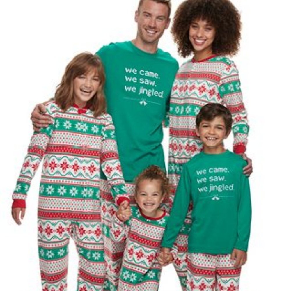 🎄 Boys Pajamas Jammies for Family Jingled NEW - Picture 1 of 4
